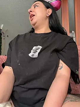 Abril_Luv webcam