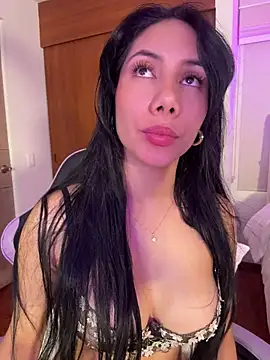 ArianaReynoldss