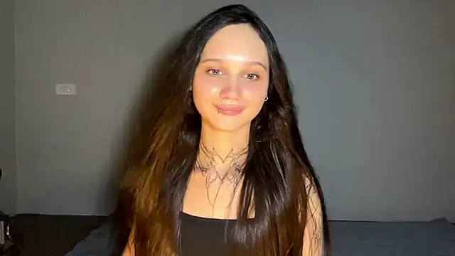 MayraLucarelli webcam