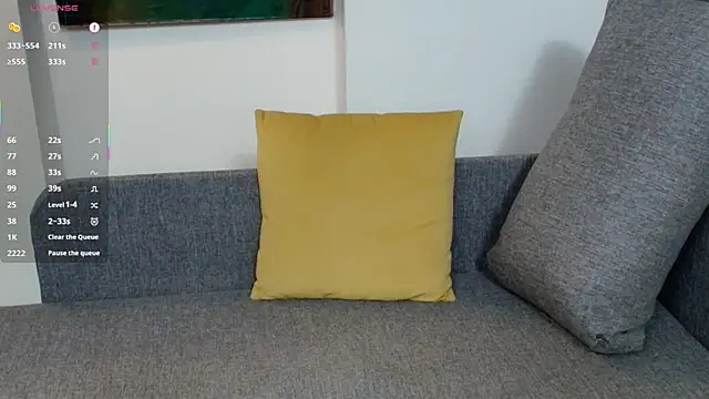 AminaRuthers webcam