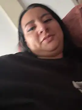 Abril_Luv live webcam