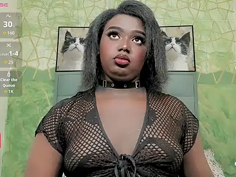 Hugemonsterblack webcam