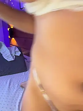 mahia_queen (F young) - lower my panties to the floor