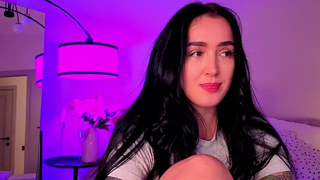 KimKhallifa webcam