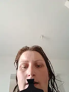 fformesx (F milf) - Faites moi gicler
