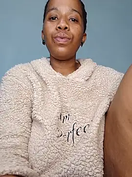 Miss-Alison webcam