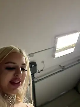 Steffi_Snowbunny webcam