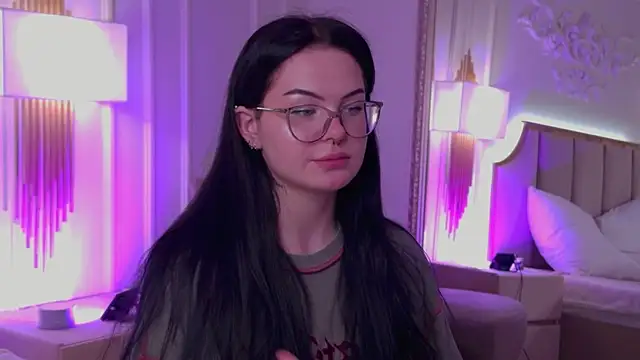 cindymil (F young) - TITSJOB