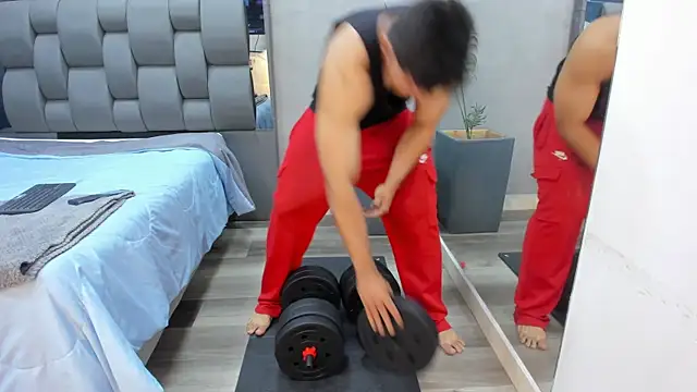 charlie___musk (M twink) - Let´s cum together!