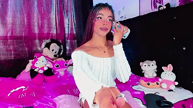 bloom444 - Bloom444's free webcam - UK Sex Cams