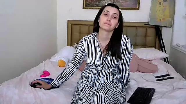 Iren live cam on StripChat