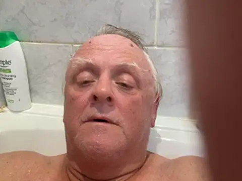bigbadjon69 live cam on StripChat
