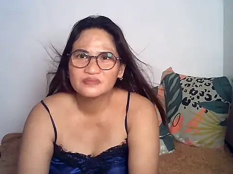 Amazing_Angel22 live cam on StripChat