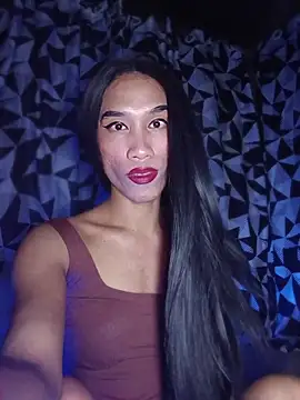 PeachyLuxe webcam