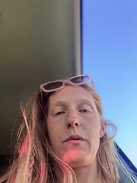 GoldenFlameGoddess