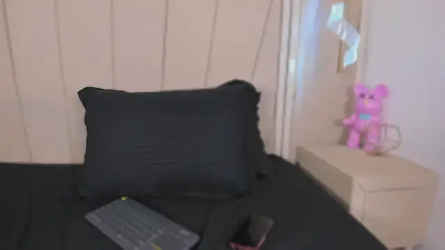 lexiee__ live cam on StripChat