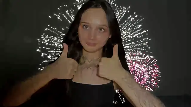 MayraLucarelli live cam on StripChat