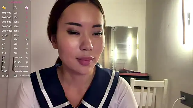 Ur_neighbor_Kira