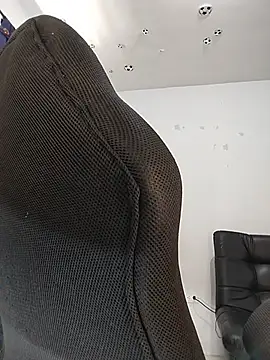 LucyDiamonds1 webcam