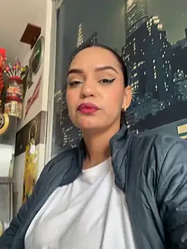 Sara-77 webcam