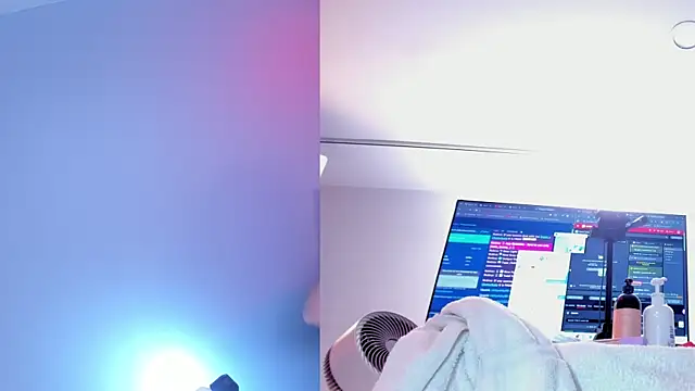 Kate_bunny_ webcam