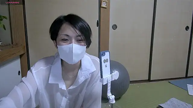 rin2432 live webcam show
