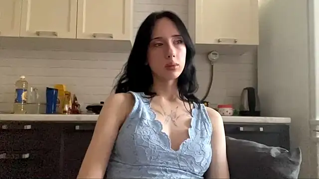 IsabellaQiueen live webcam show