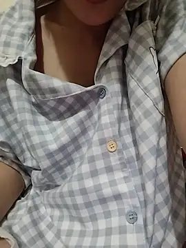 simsim-00 live cam on StripChat