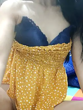 Alisaa0716 live cam on StripChat