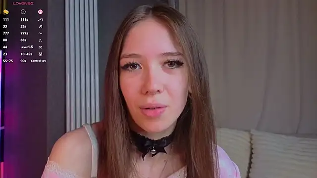 tinyanie live sex cam