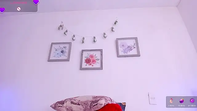 mely_rosse_ live cam on StripChat