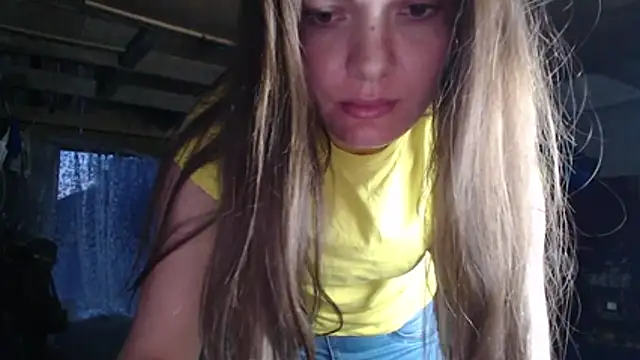 Isabelitta333 live sex cam