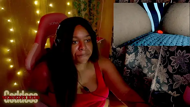 MercedesRedd webcam