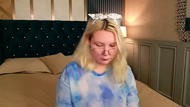 Cassey_Well webcam