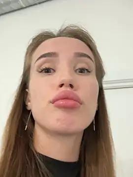 Jasmin_Glow webcam
