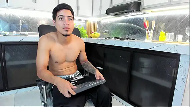 criss_hardcock_ webcam