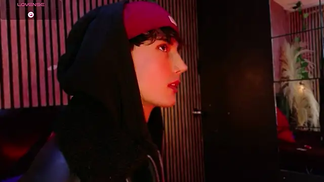 Eidan_collins webcam