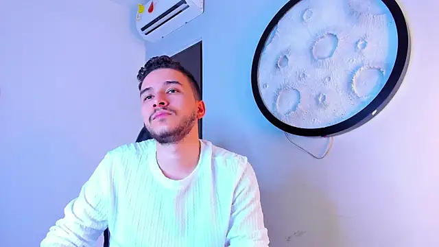 mike_257 webcam