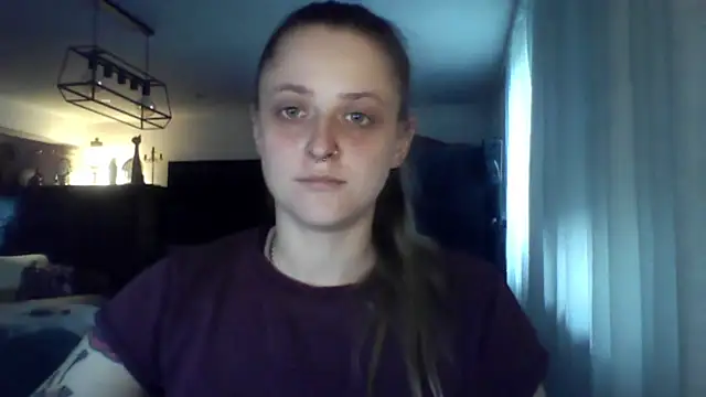 LeaWetGirl webcam