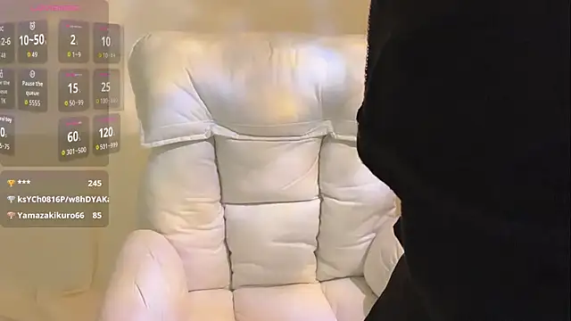 Tw_Zoella live cam on StripChat