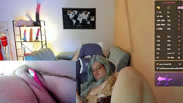 ZafiroSolenne live cam on StripChat