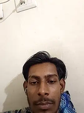 its_your_boy_2001 live cam on StripChat