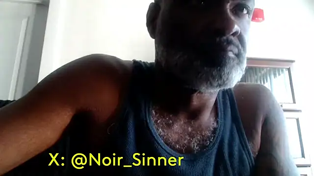 sinnernoir - Sinnernoir's free webcam - UK Sex Cams