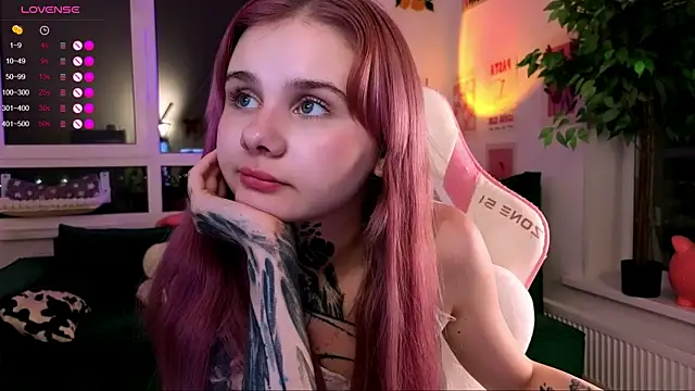 Britney_Lynch webcam