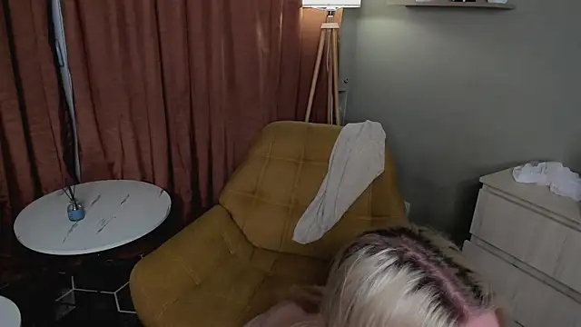 pocketdollx - PocketDollX's free webcam - UK Sex Cams