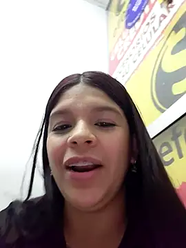Layla-daring live cam on StripChat