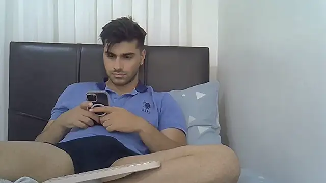 ciceroable (M young) - #asian #best #big-cocks #bisexuals #black-hair #cam2cam #dirty-talk #footjob #hd #humiliation #middle-priced-privates #muscular #precum #sexting #small-audience #striptease #studs #young