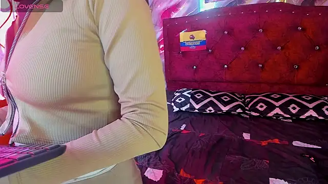 Miis_Beella webcam