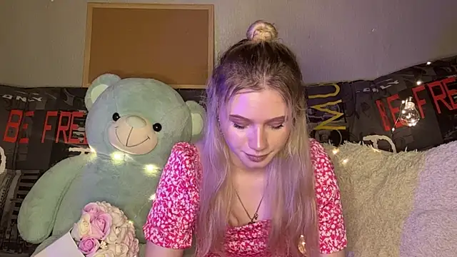 EarlineStrojnys webcam