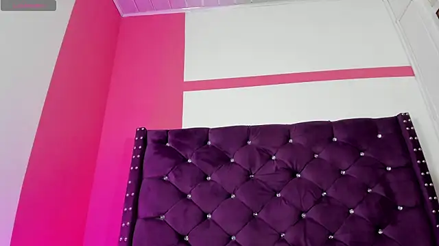 Antonella-Milf webcam